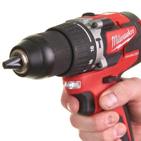 MILWAUKEE M18 Wkrętarka Ud. CBLPD2-502C 4933464558