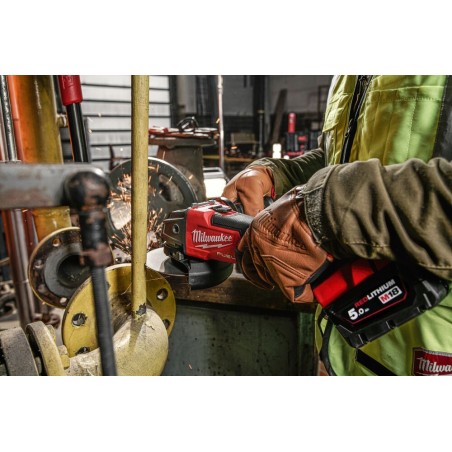 MILWAUKEE M18™ Szlifierka Kątowa FSAG125X-0 (4933478701) + M18™ AKU. 5.0 AH (4932430483)