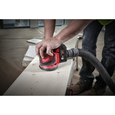 MILWAUKEE M18™ BOS125-0 Szlifierka Mimośrodowa 125mm (4933464228) + M18™ AKU. 5.0 Ah (4932430483)
