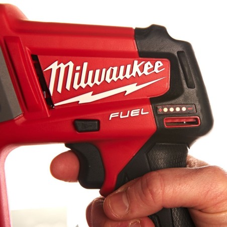 MILWAUKEE M12™ CH-0 Młotowiertarka SDS-Plus (4933441947) + M12™ AKU. 6.0 AH (4932451395)