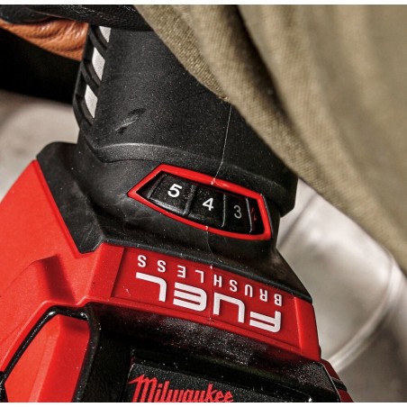 MILWAUKEE M18 Szlifierka FSAGV125XB-0X (4933478436)