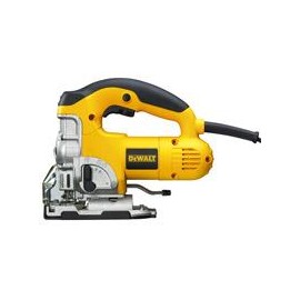 DEWALT Wyrzynarka 700W