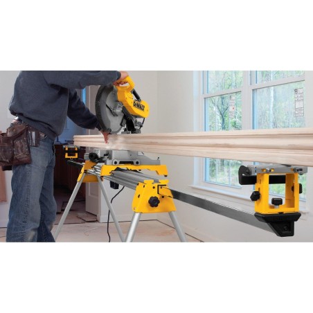 DEWALT Pilarka ukosowa 305 mm